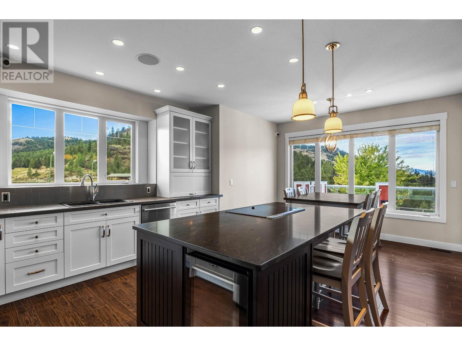 2600 Kaml Vernon Highway Property Photo 13