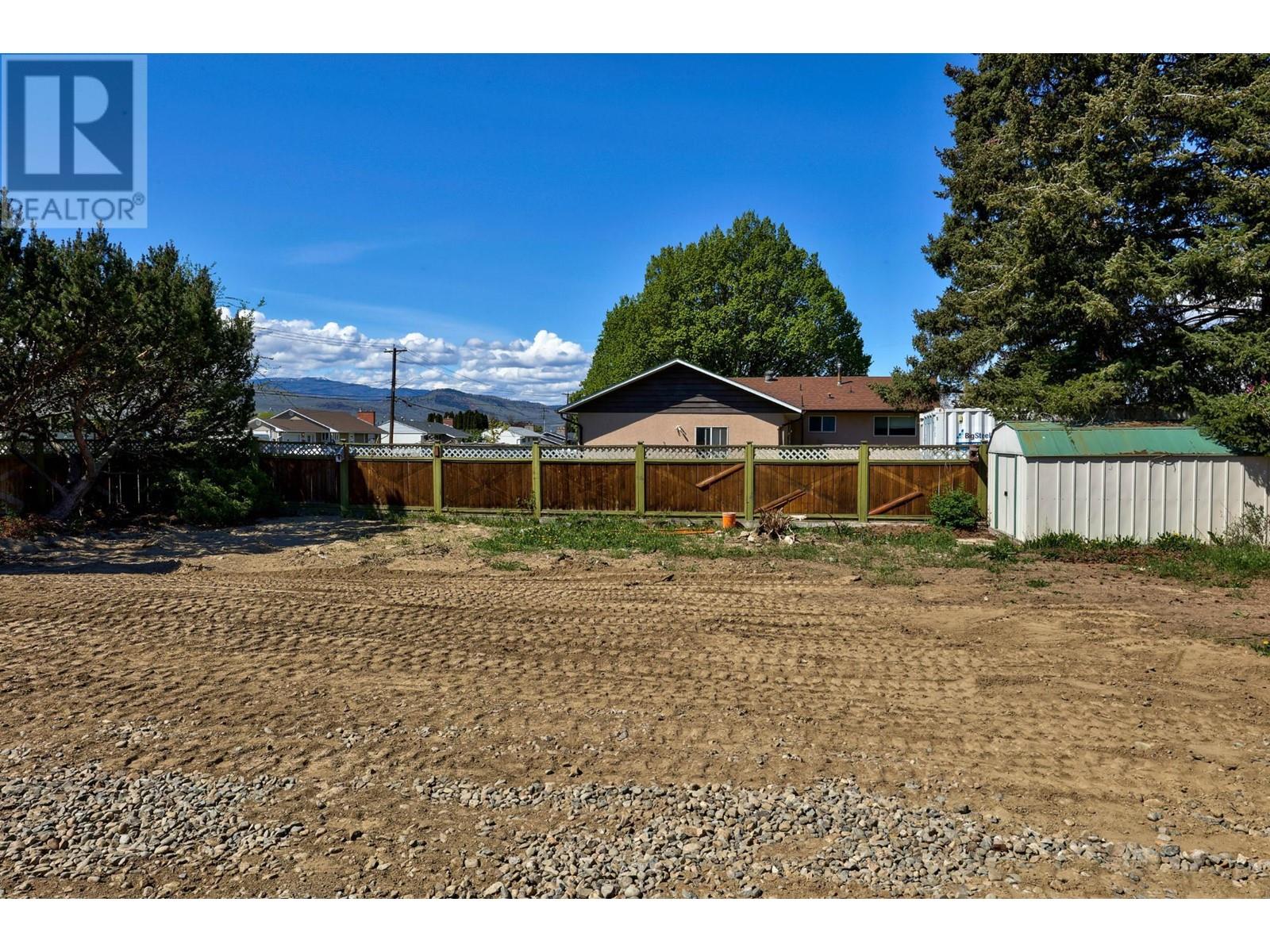 1908 Fleetwood Avenue Property Photo 11