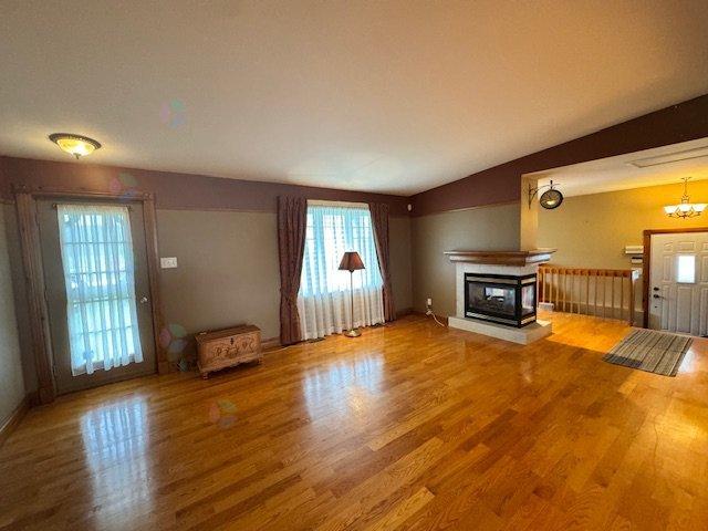 106z Rg De La Caroline Property Photo 8