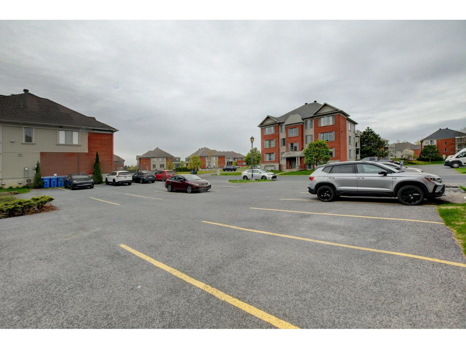 7585 Rue Lautrec, #7 Property Photo 11