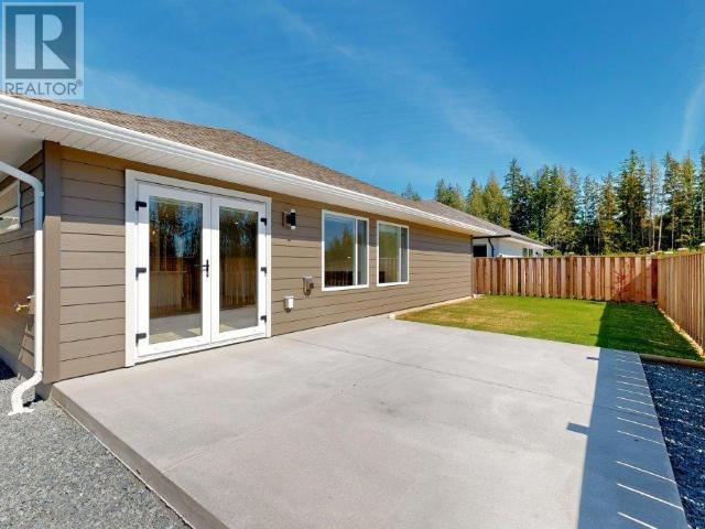 7271 Edgehill Crescent Property Photo 8