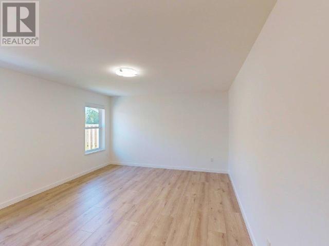 7271 Edgehill Crescent Property Photo 10