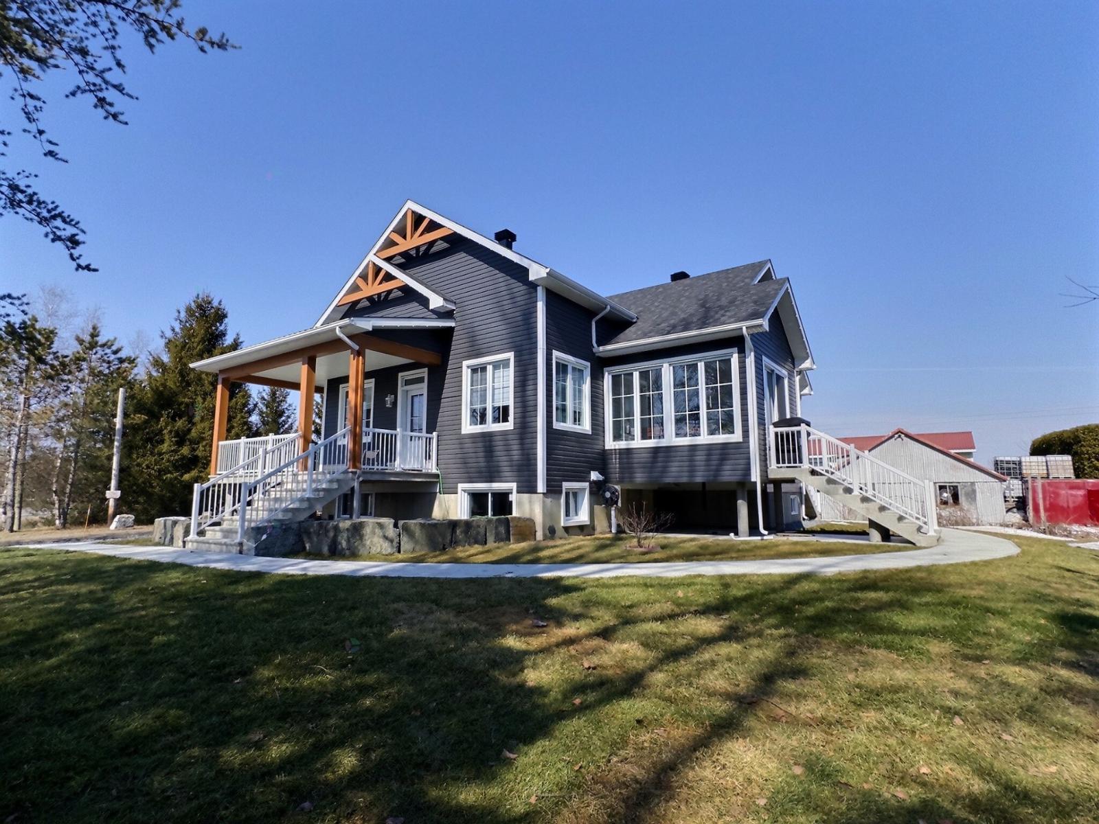 1524 Route De Michaudville Property Photo 3