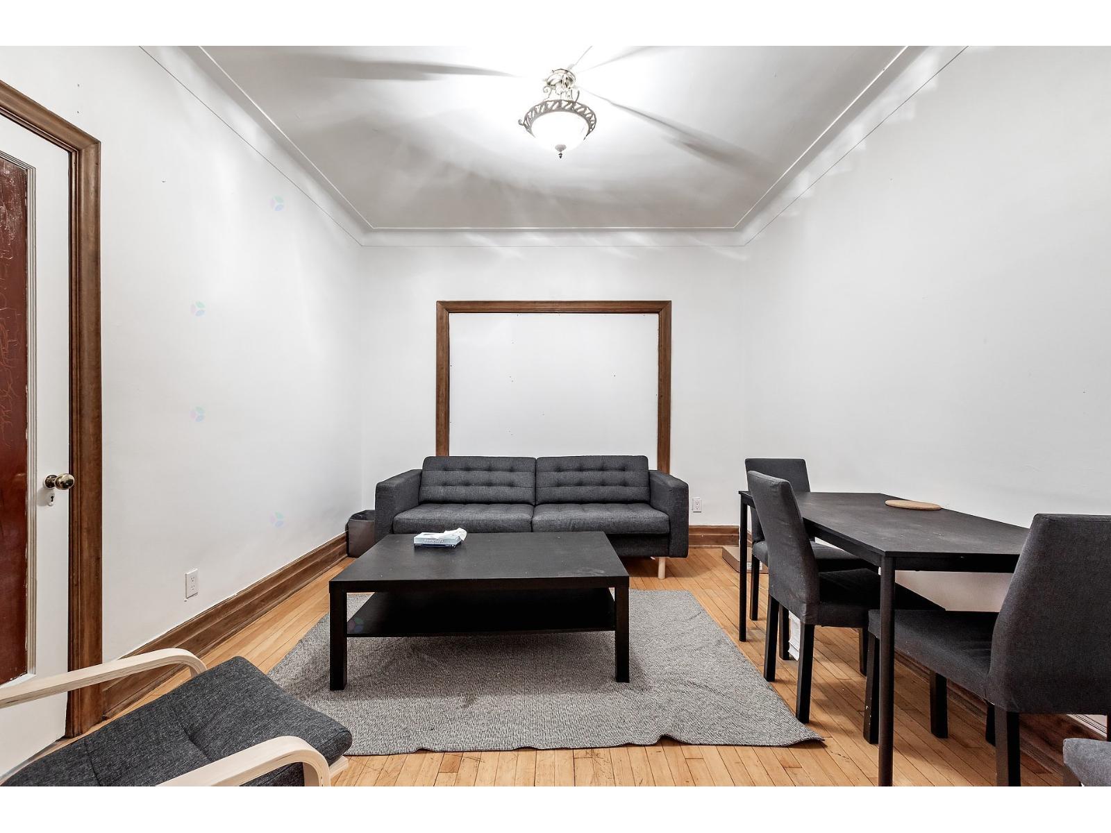 3189 Boul. Édouard-montpetit Property Photo 10