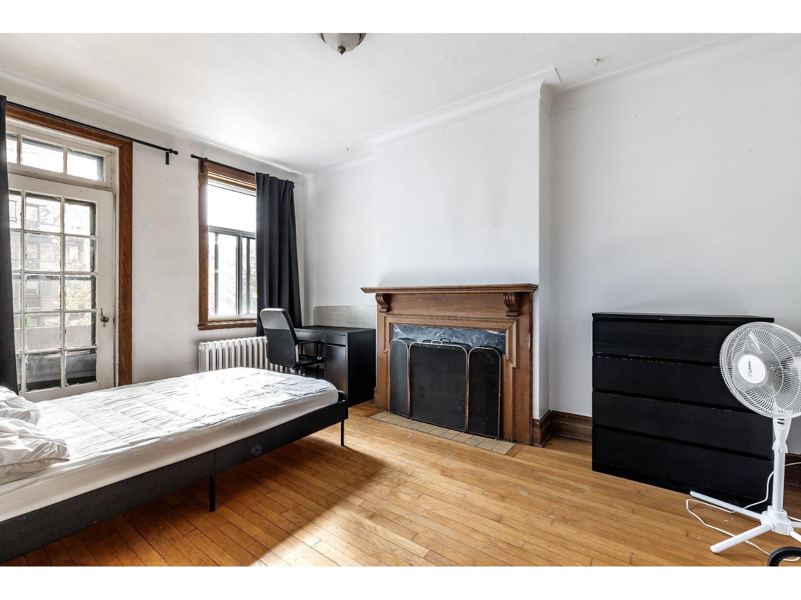 3189 Boul. Édouard-montpetit Property Photo 18