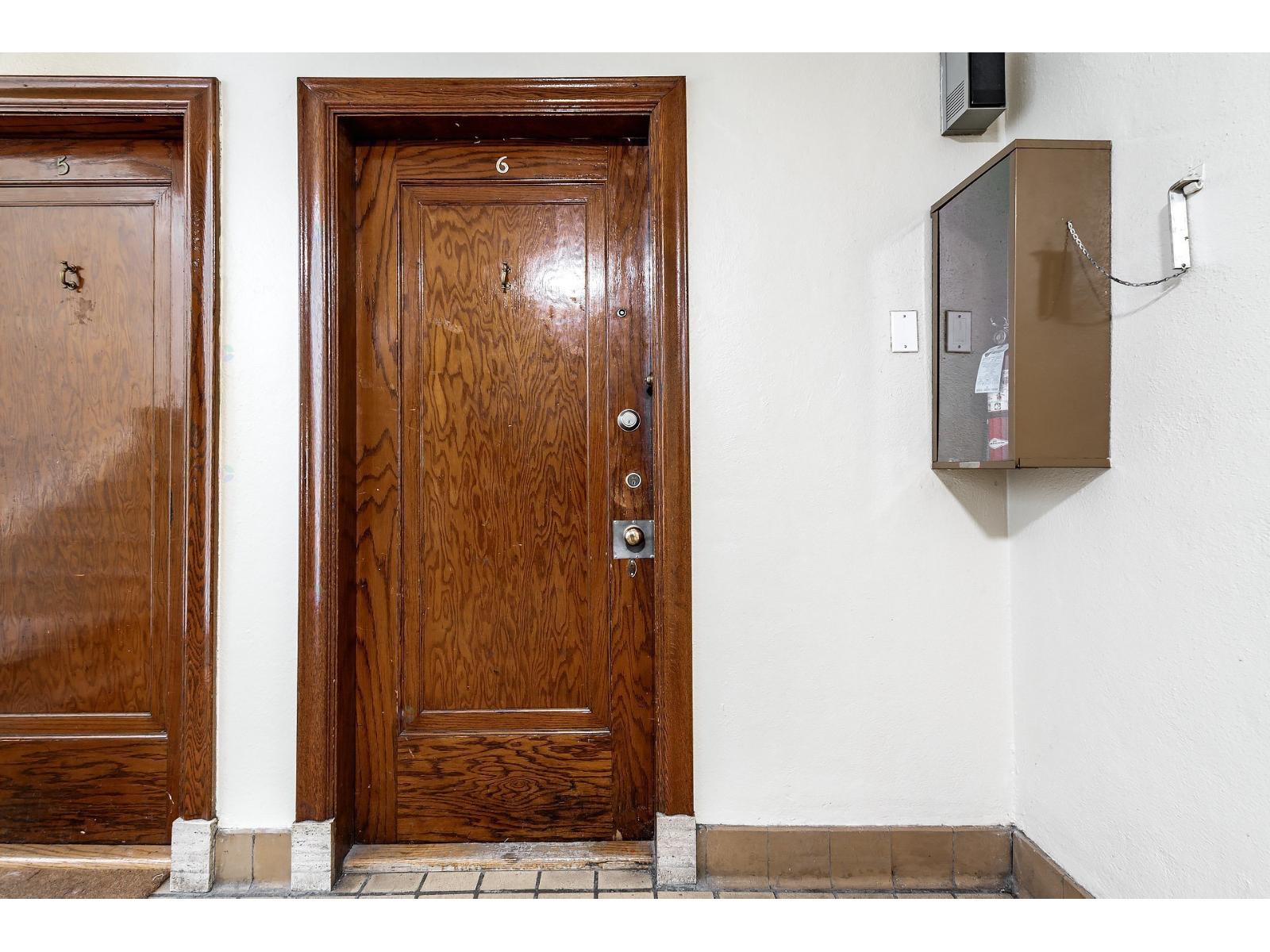 3189 Boul. Édouard-montpetit Property Photo 23