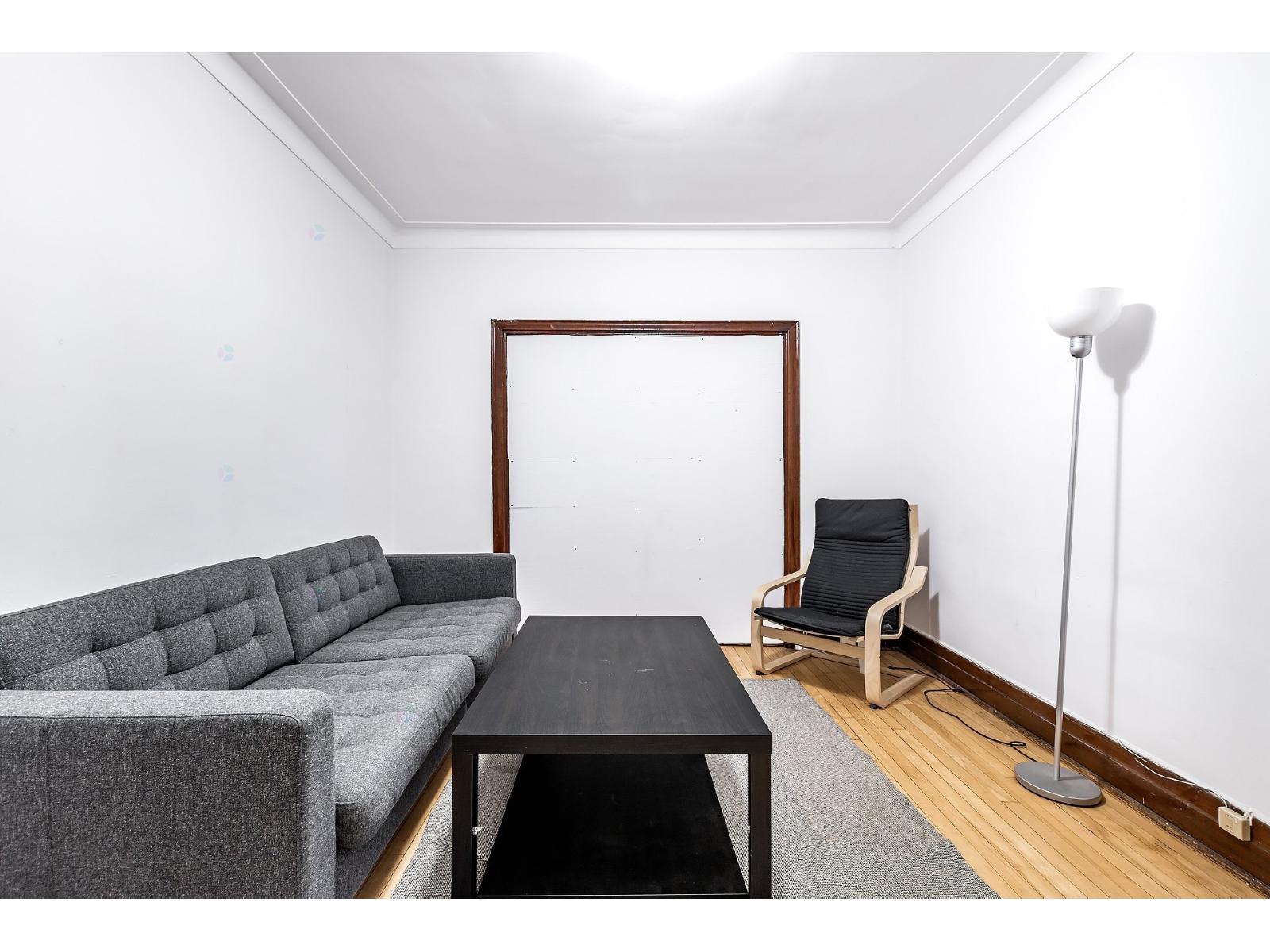 3189 Boul. Édouard-montpetit Property Photo 26