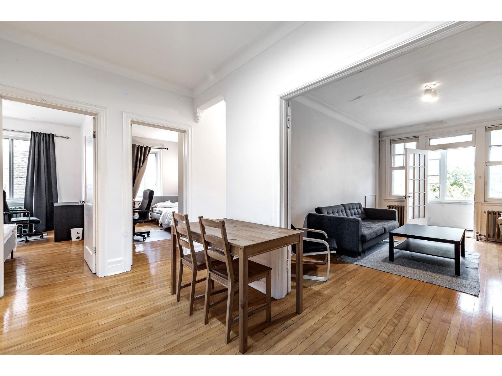 3189 Boul. Édouard-montpetit Property Photo 39