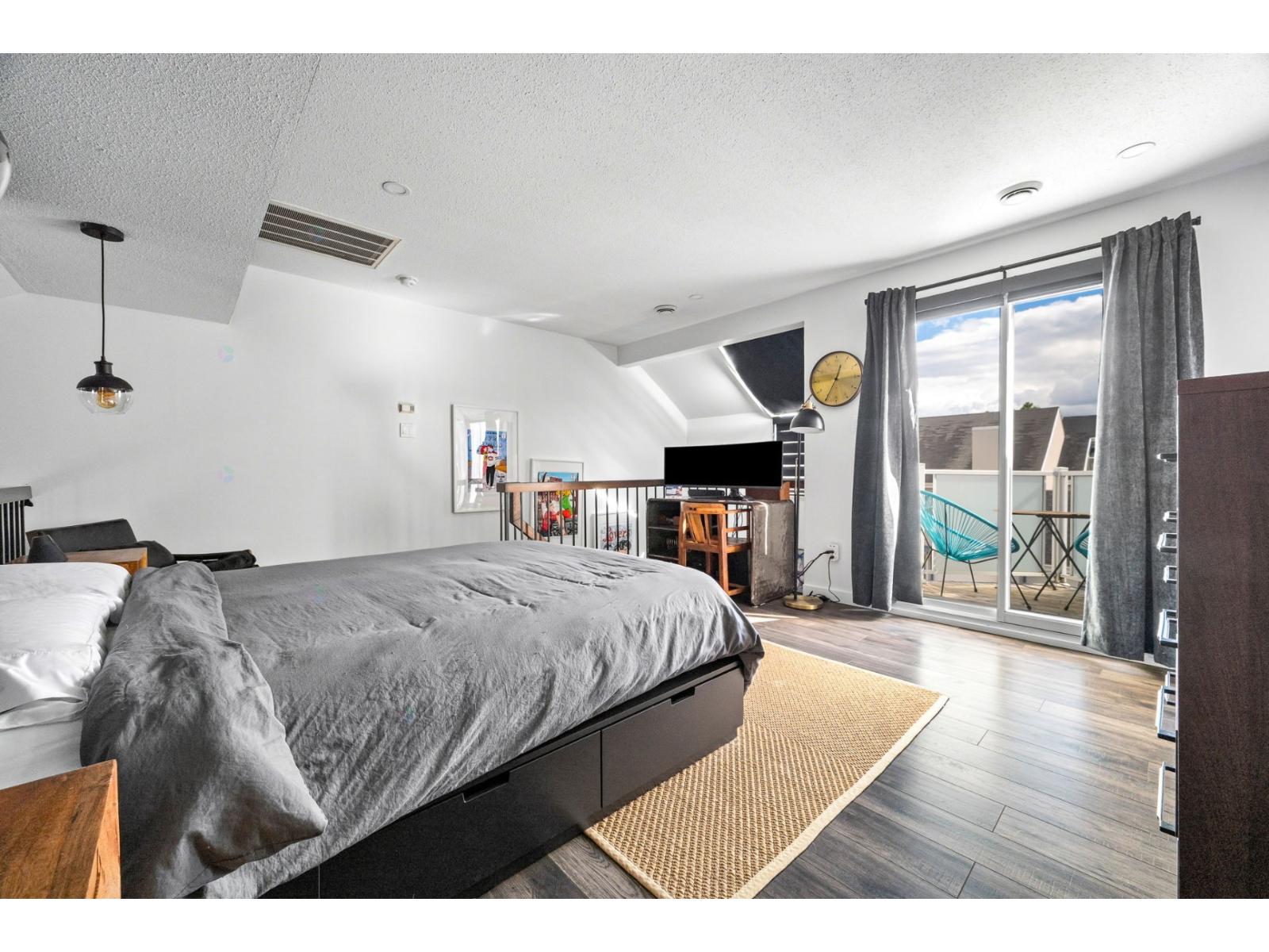 2588 Rue De L'ombrette Property Photo 3