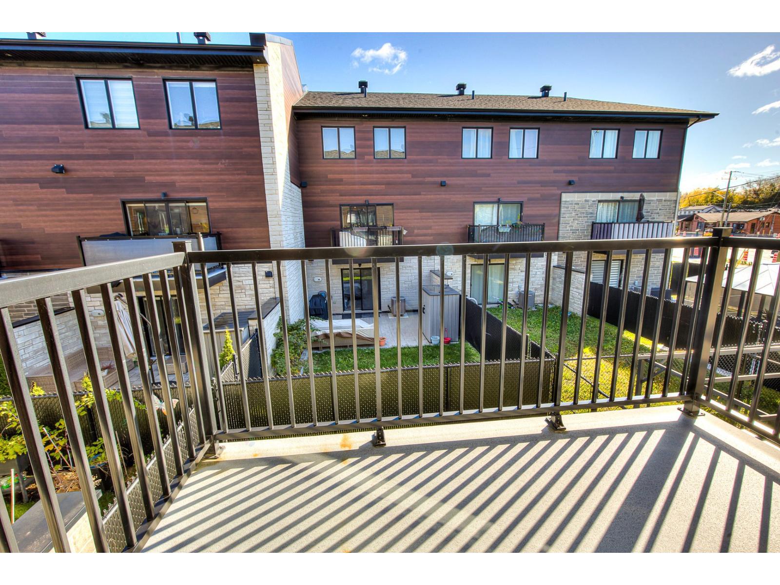 2025 Rue Phil-goyette Property Photo 14