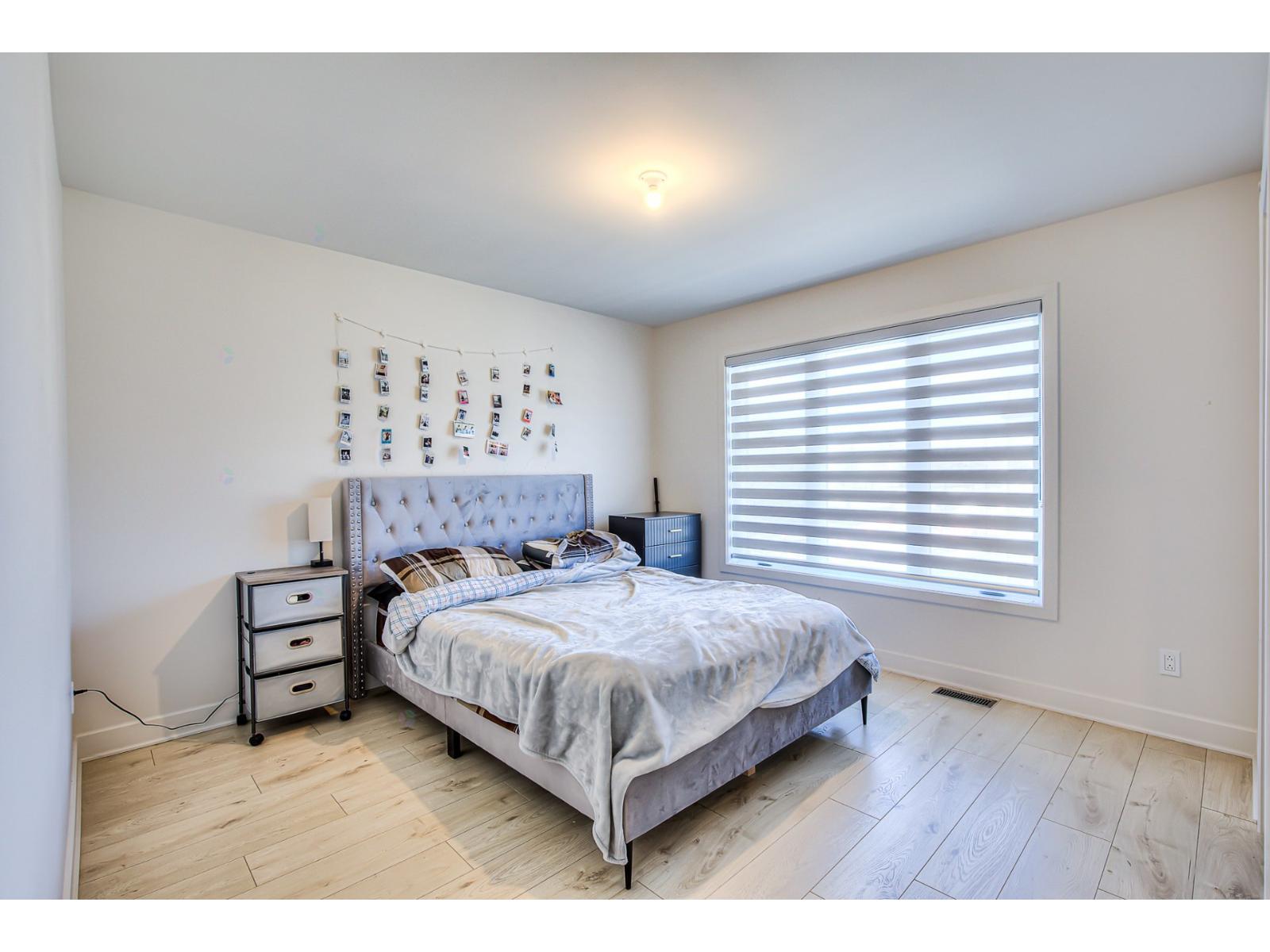 2025 Rue Phil-goyette Property Photo 16