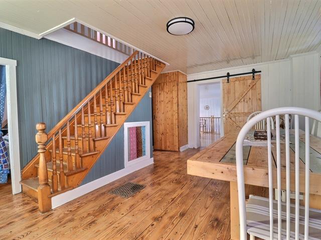 149 3e Avenue E. Property Photo 5