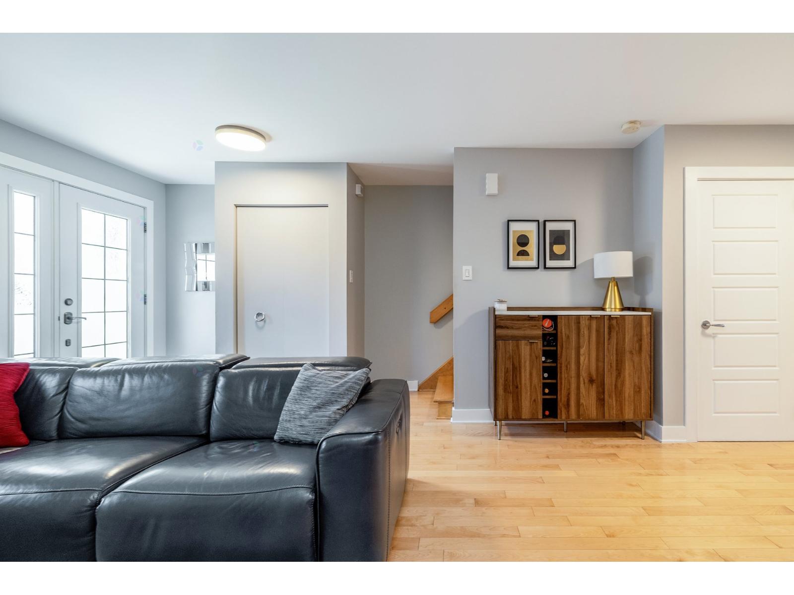 98z Rue Émile-gauthier Property Photo 4