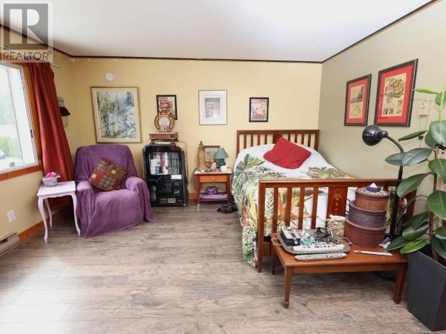 5987 Lund Property Photo 31