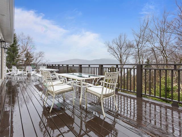 280 Ch. Du Tour-du-lac Property Photo 22