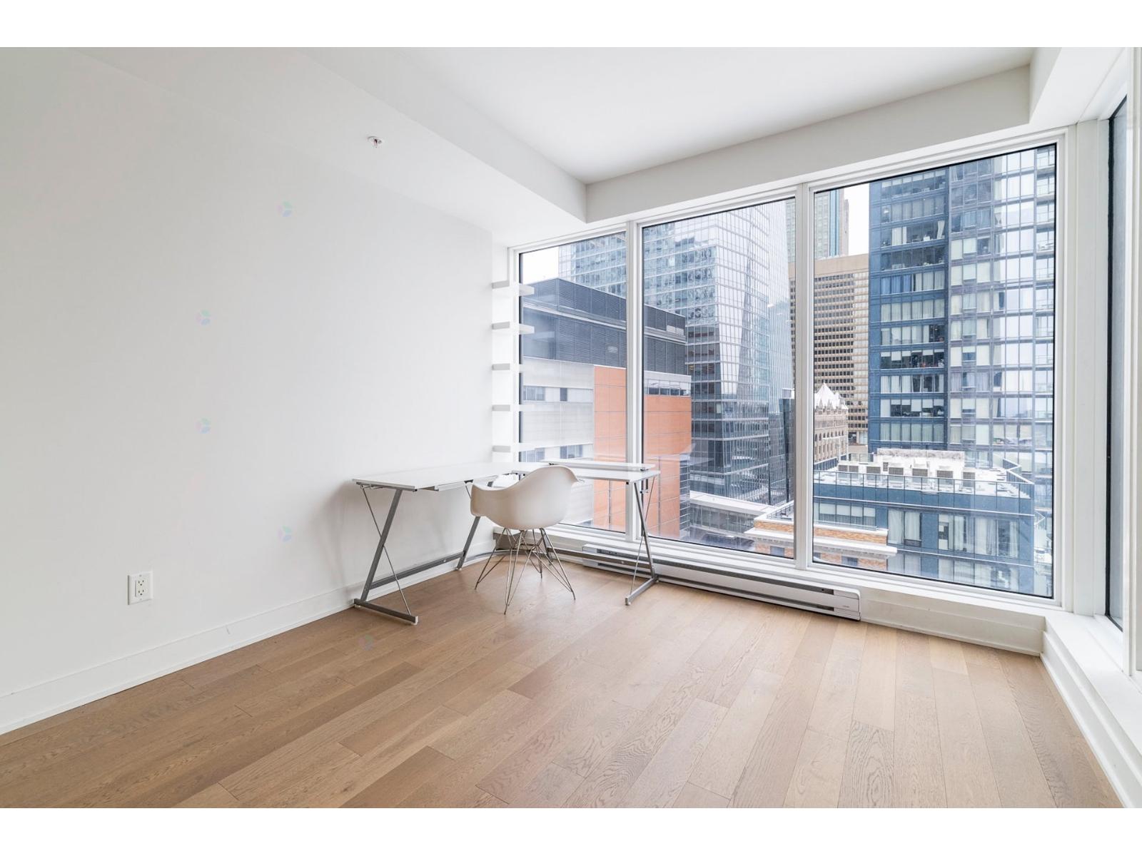 1288 Rue St-antoine O., #1106 Property Photo 15