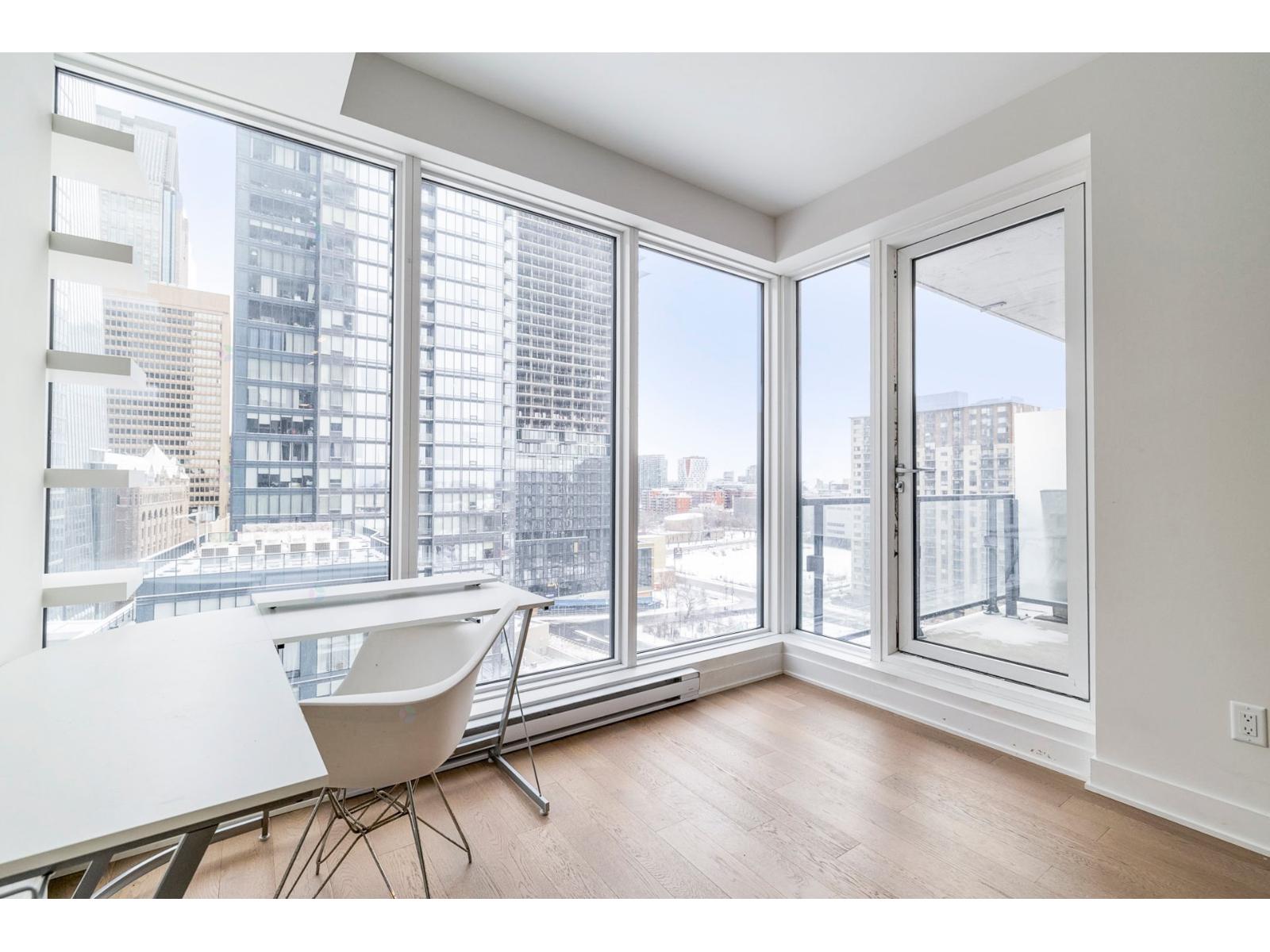 1288 Rue St-antoine O., #1106 Property Photo 16