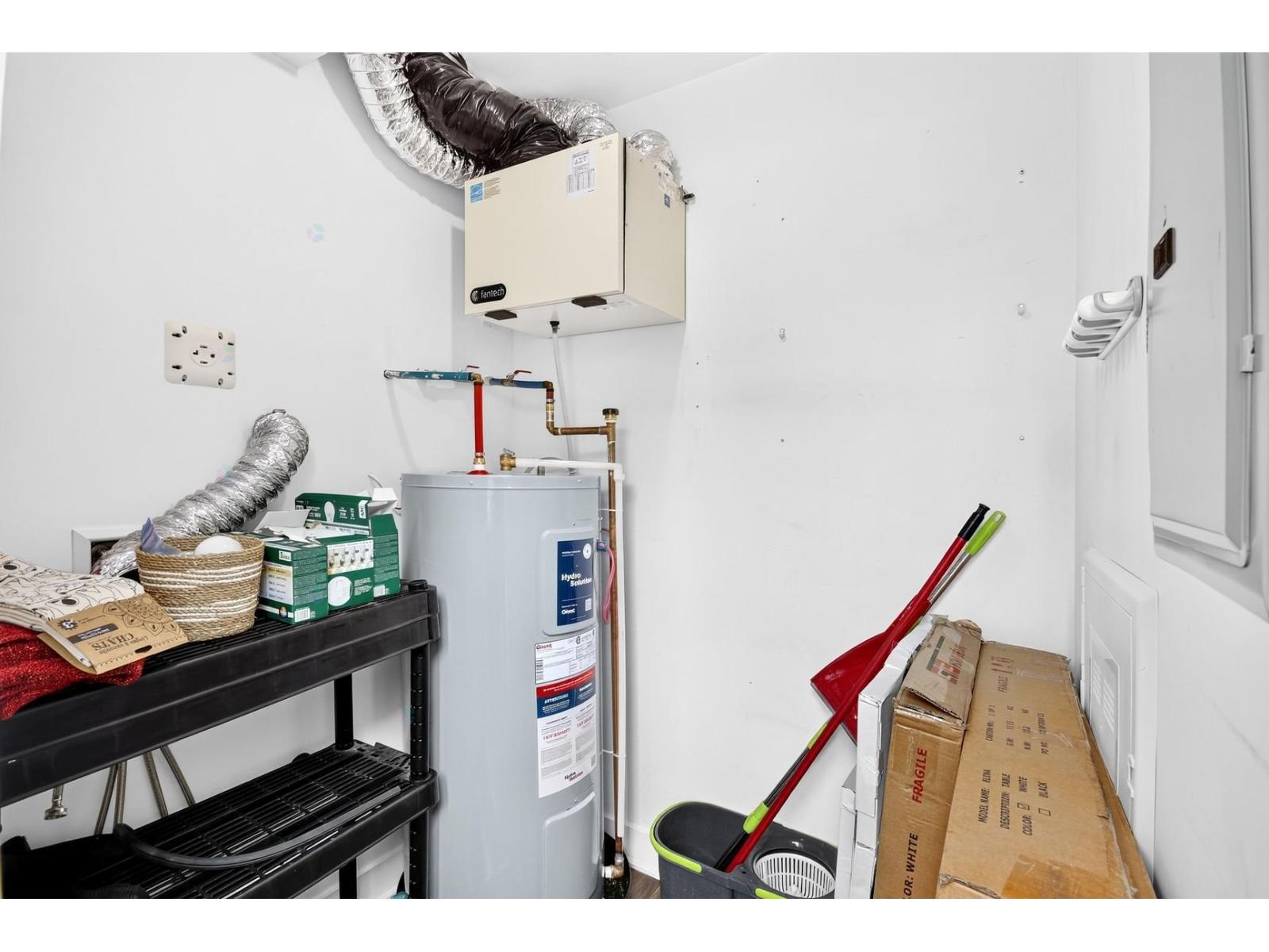 1892 Rue Wellington, 308 Property Photo 20