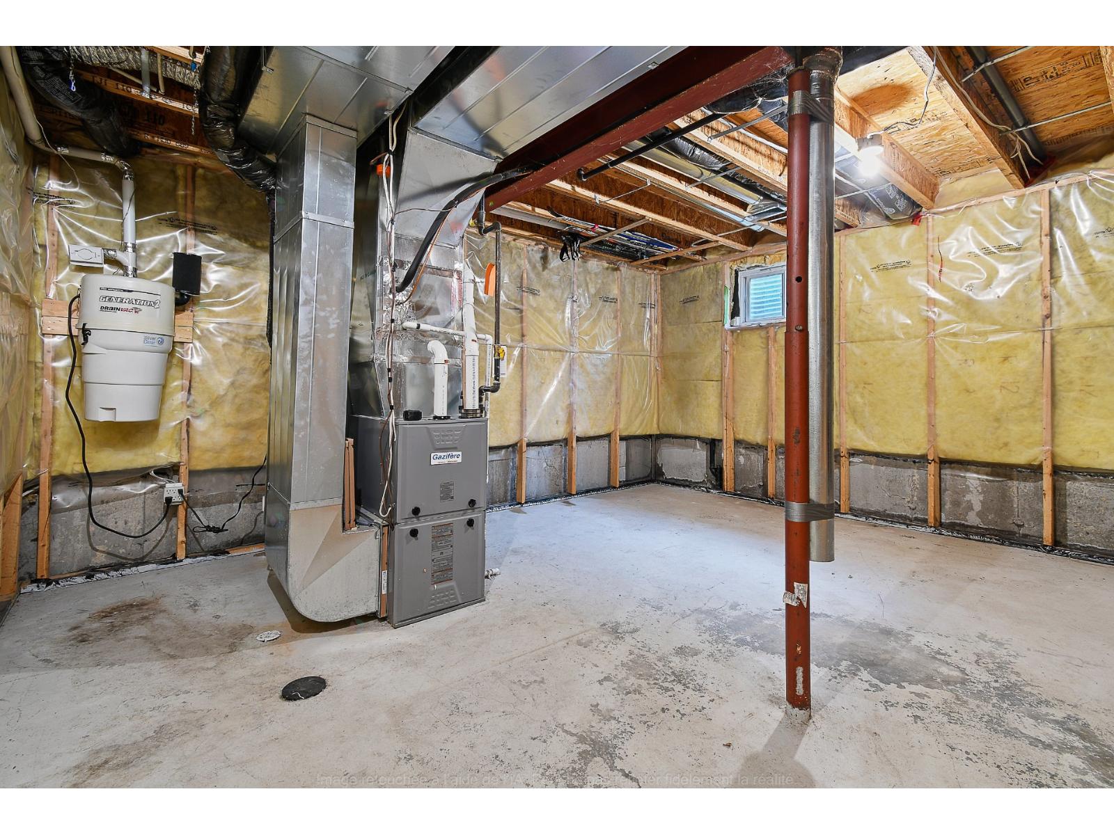 344 Rue Du Louvre Property Photo 38