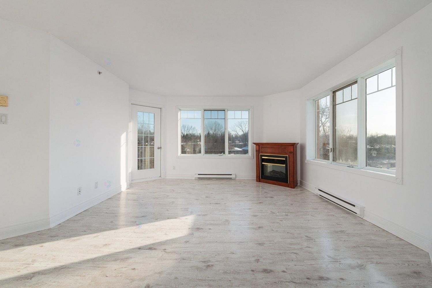 16769 Boul. De Pierrefonds, #401 Property Photo 8
