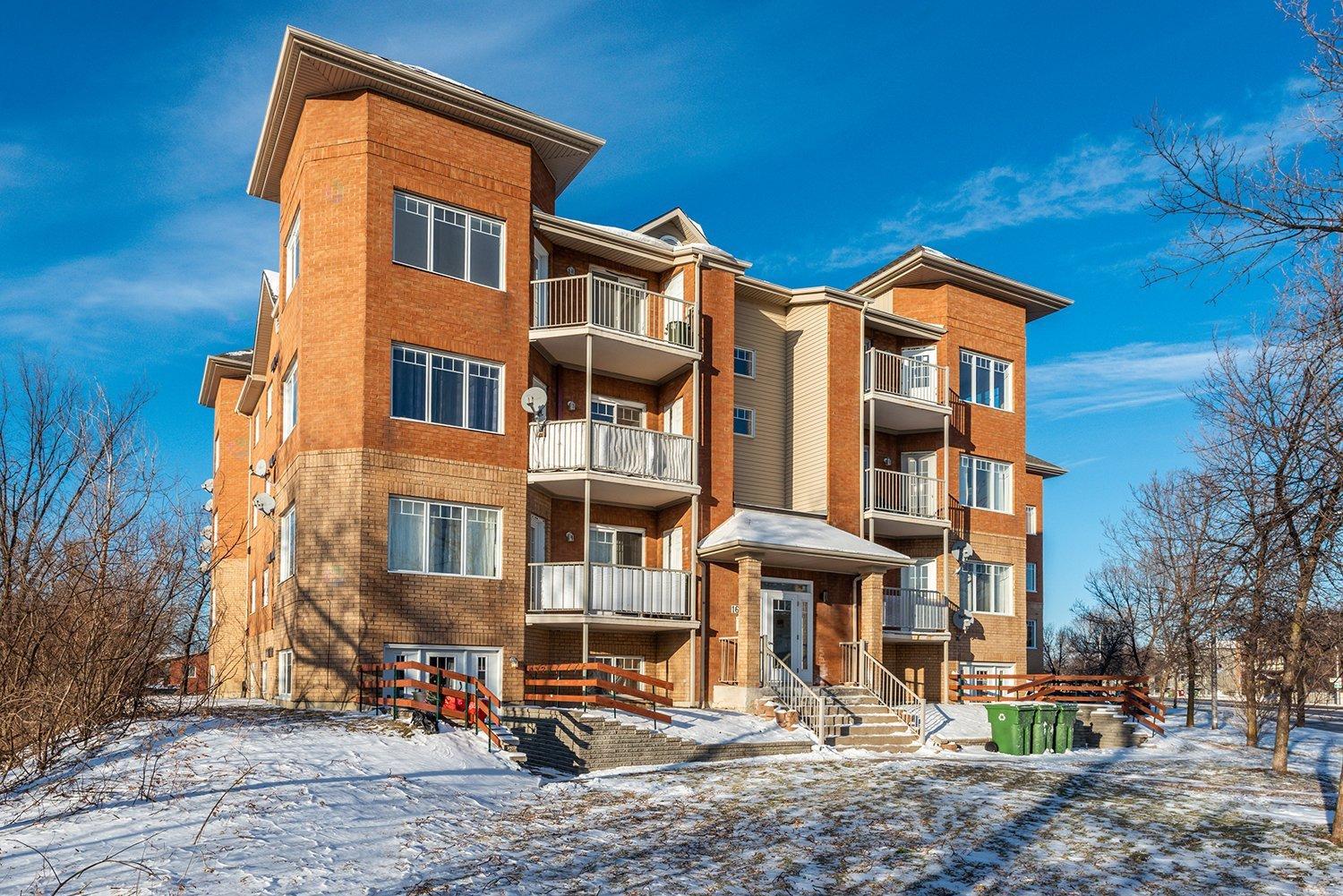 16769 Boul. De Pierrefonds, #401 Property Photo 25