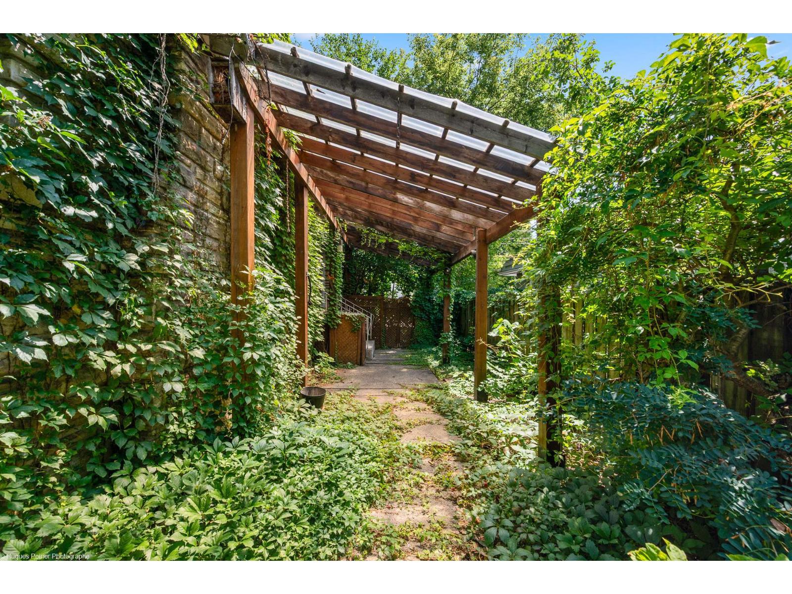 45 Crois. Merton Property Photo 14