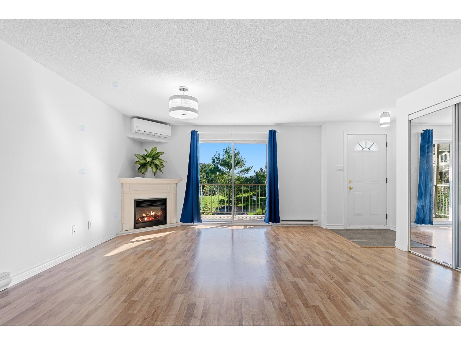 964 Boul. Du Plateau, #3 Property Photo 6