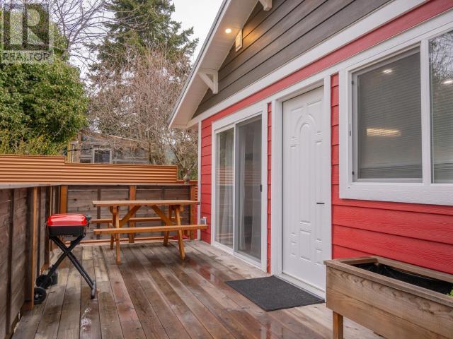 3465 Oak Street Property Photo 62