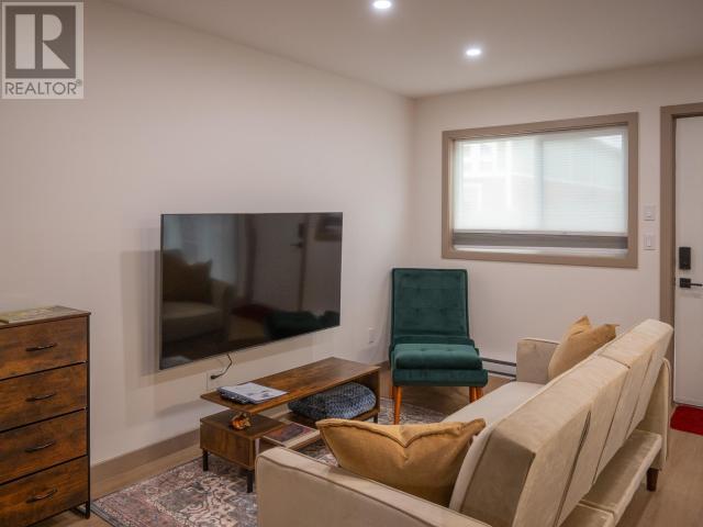 3465 Oak Street Property Photo 67