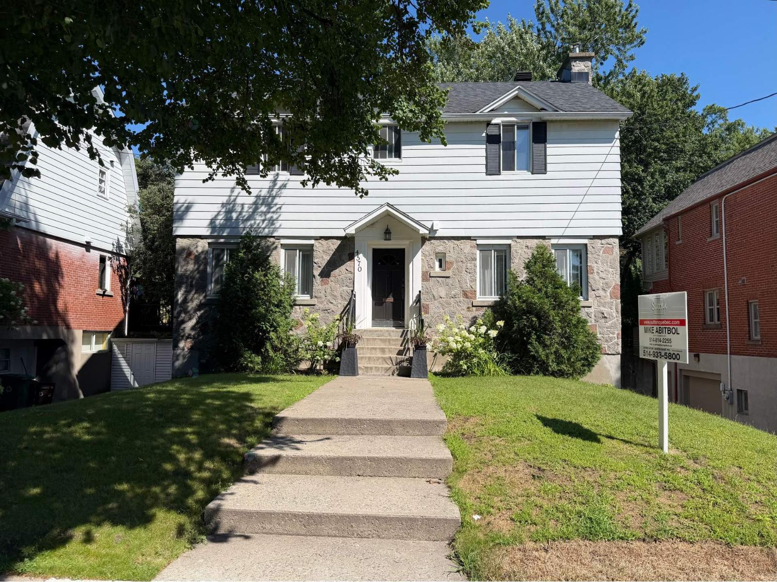 4570 Av. Miller