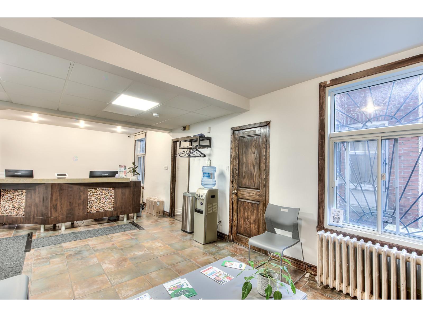 917 Boul. St-joseph E., #1 Property Photo 5