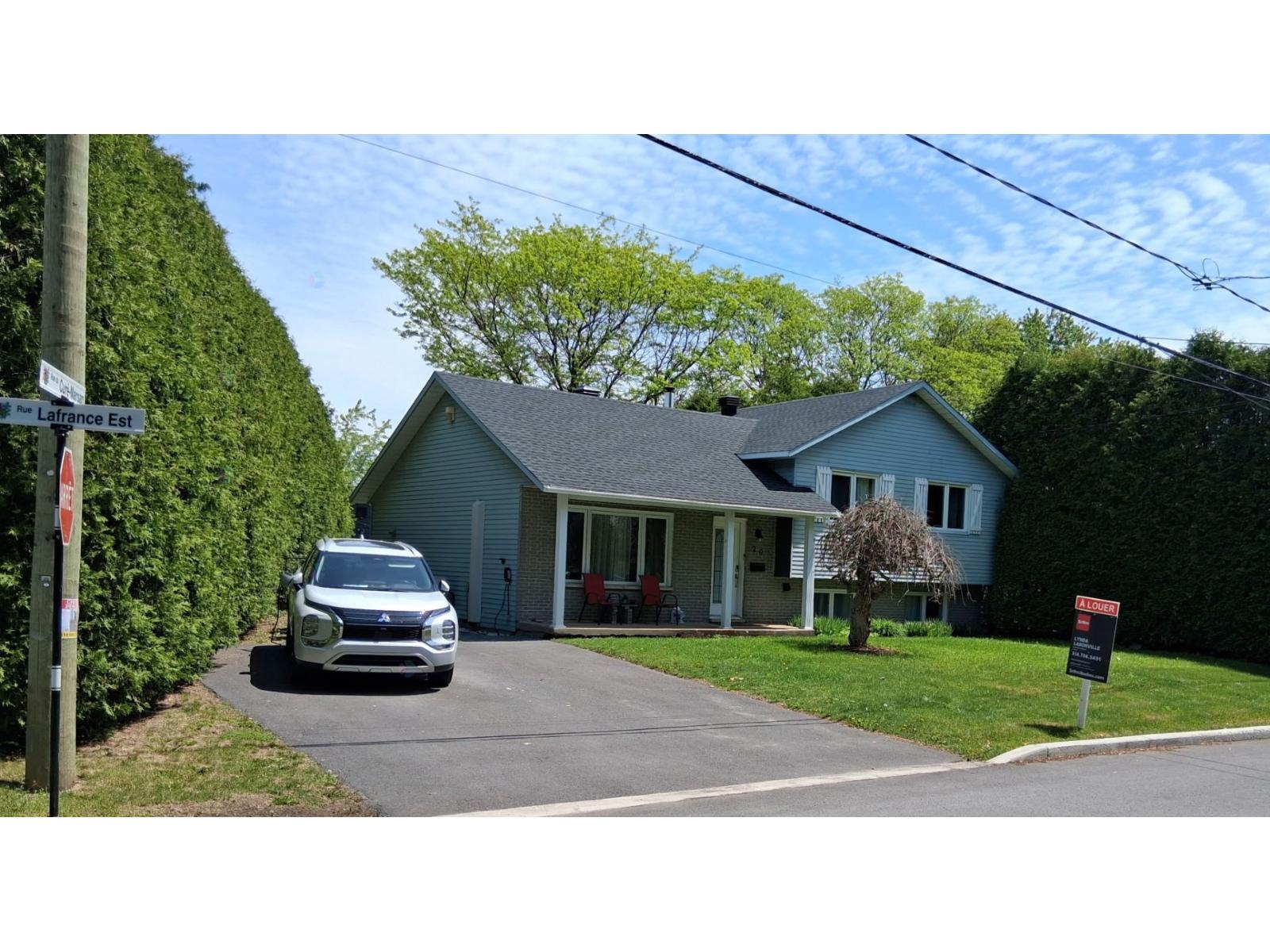 29 Rue Lafrance E. Property Photo 1