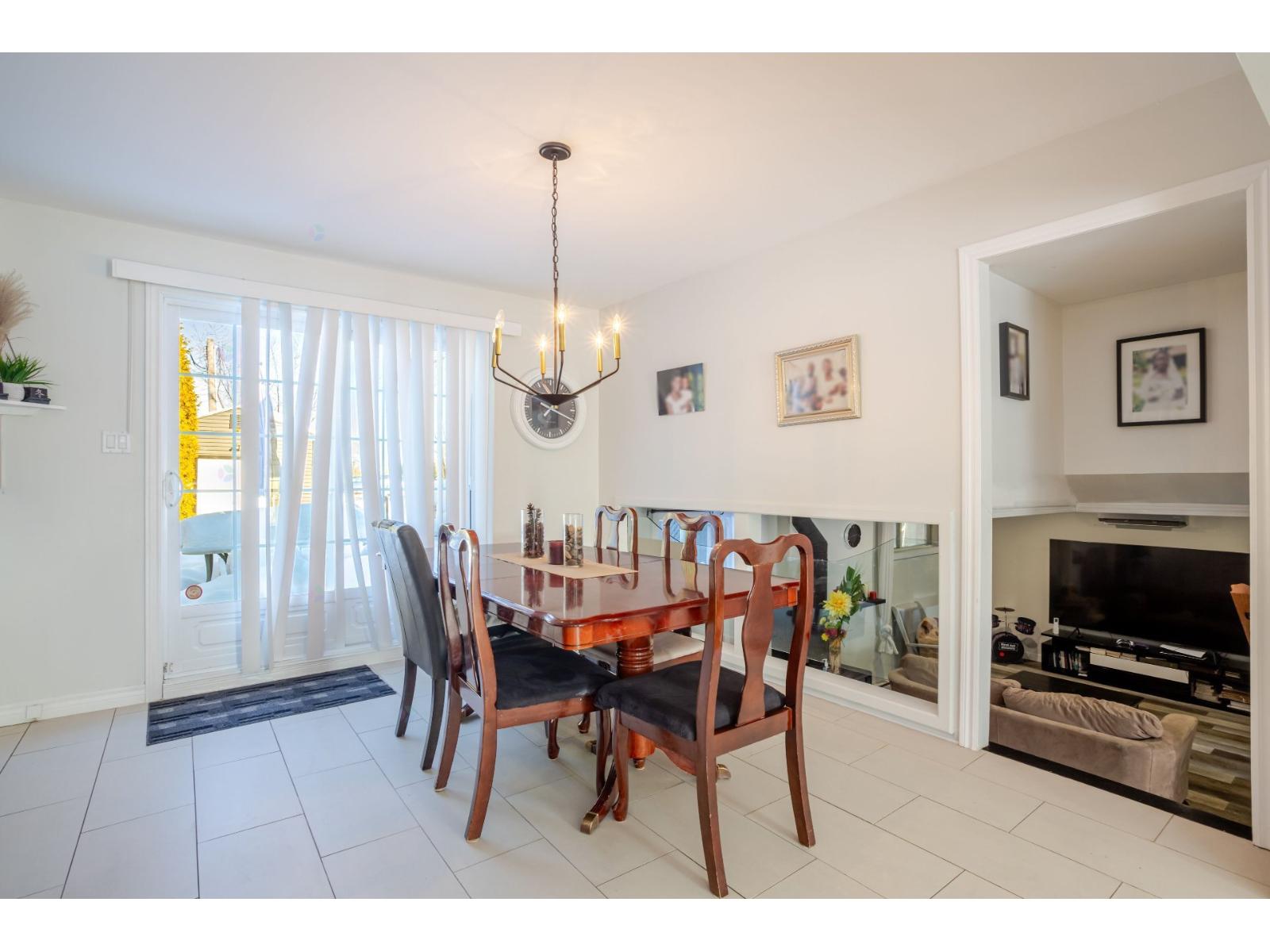 29 Rue Lafrance E. Property Photo 4