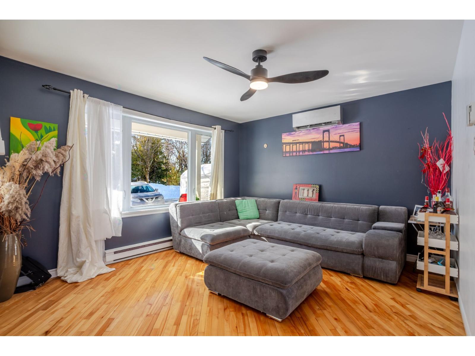 29 Rue Lafrance E. Property Photo 7