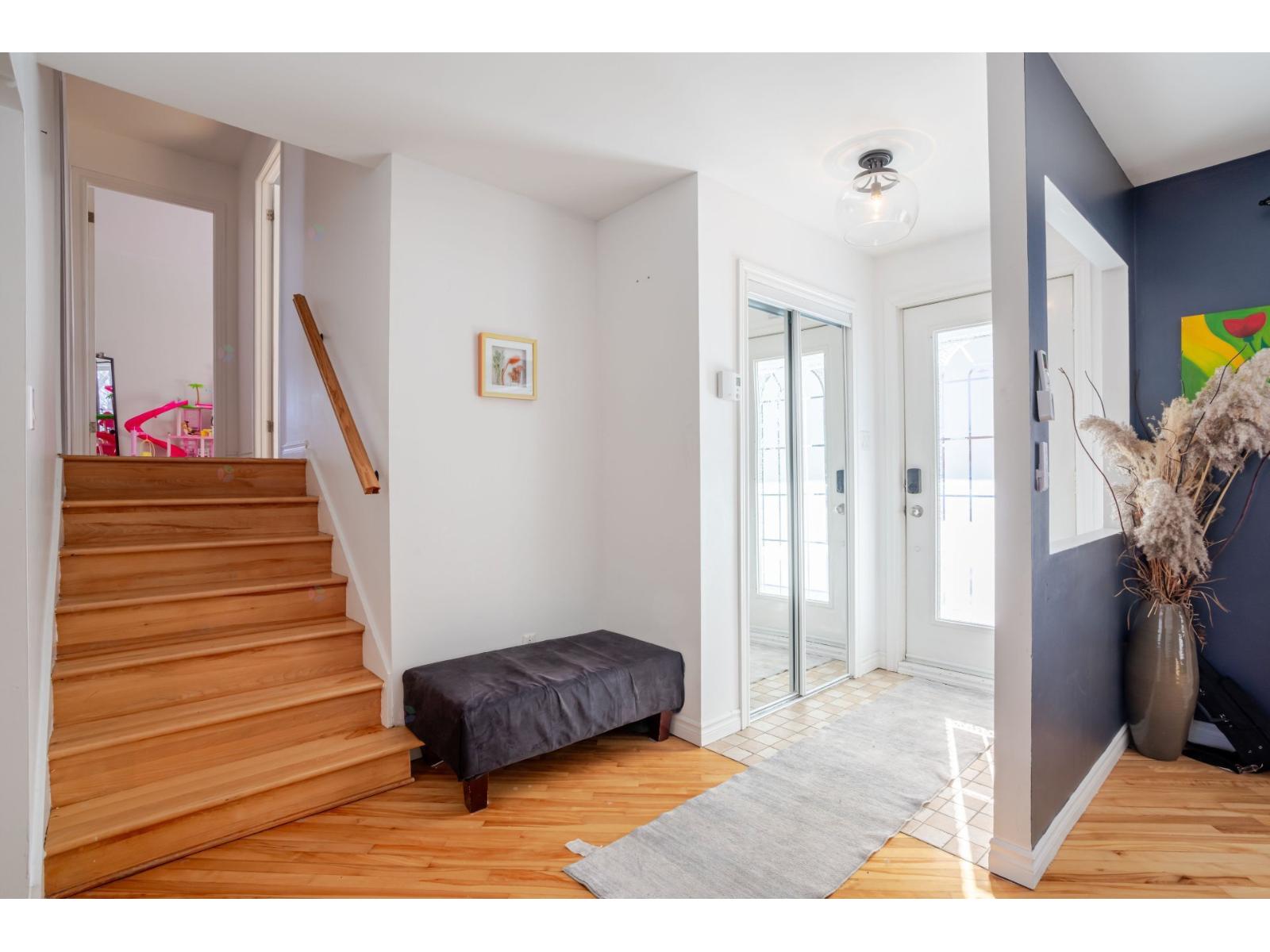 29 Rue Lafrance E. Property Photo 9