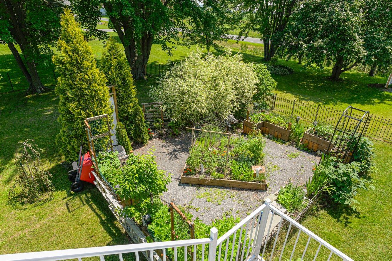 143 Rg D'argenteuil Property Photo 34