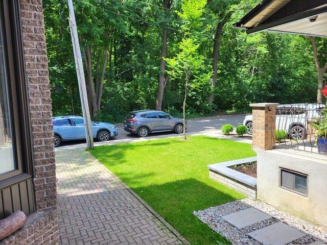 12433 Rue Crevier Property Photo 3