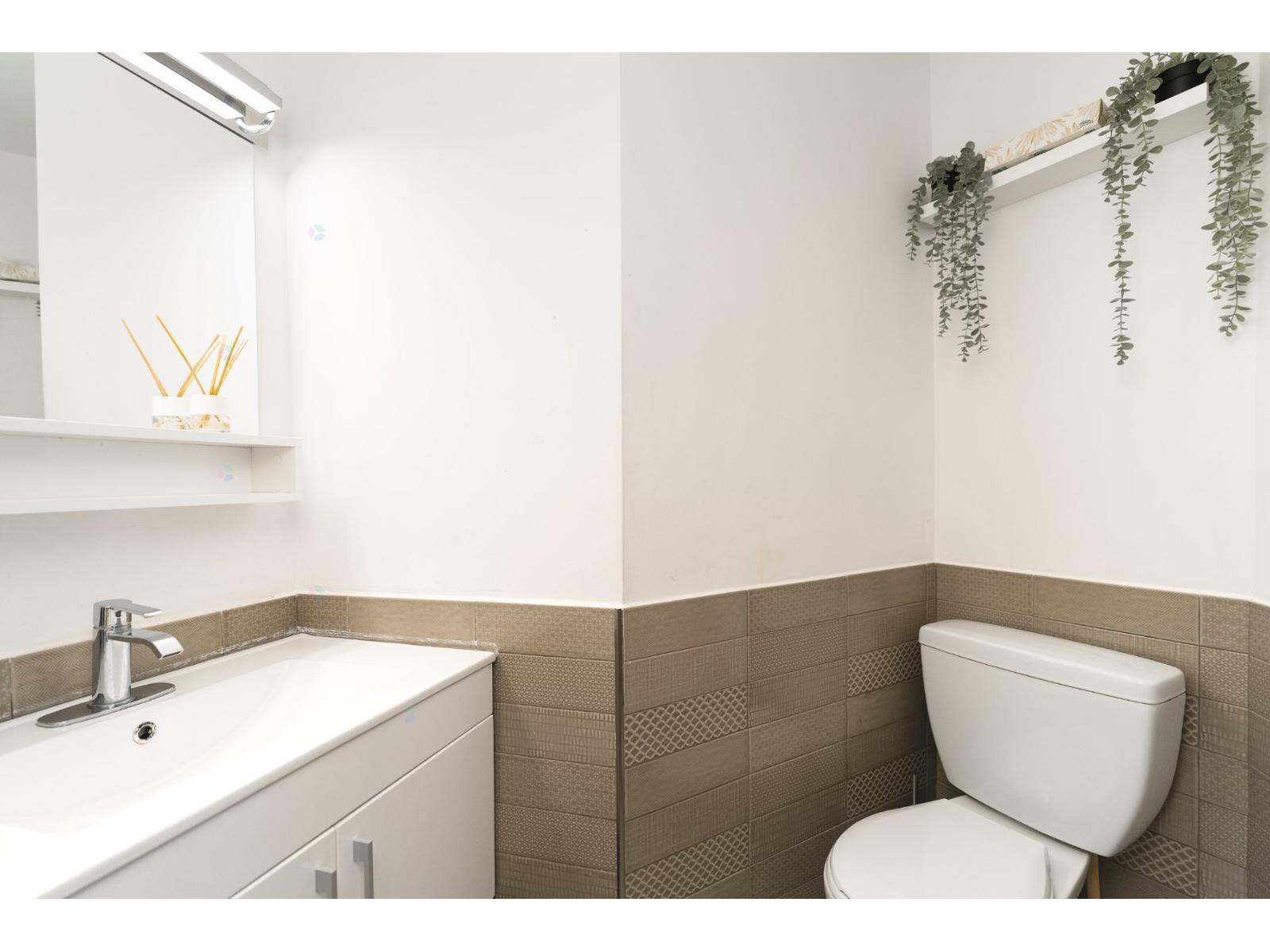 12433 Rue Crevier Property Photo 16