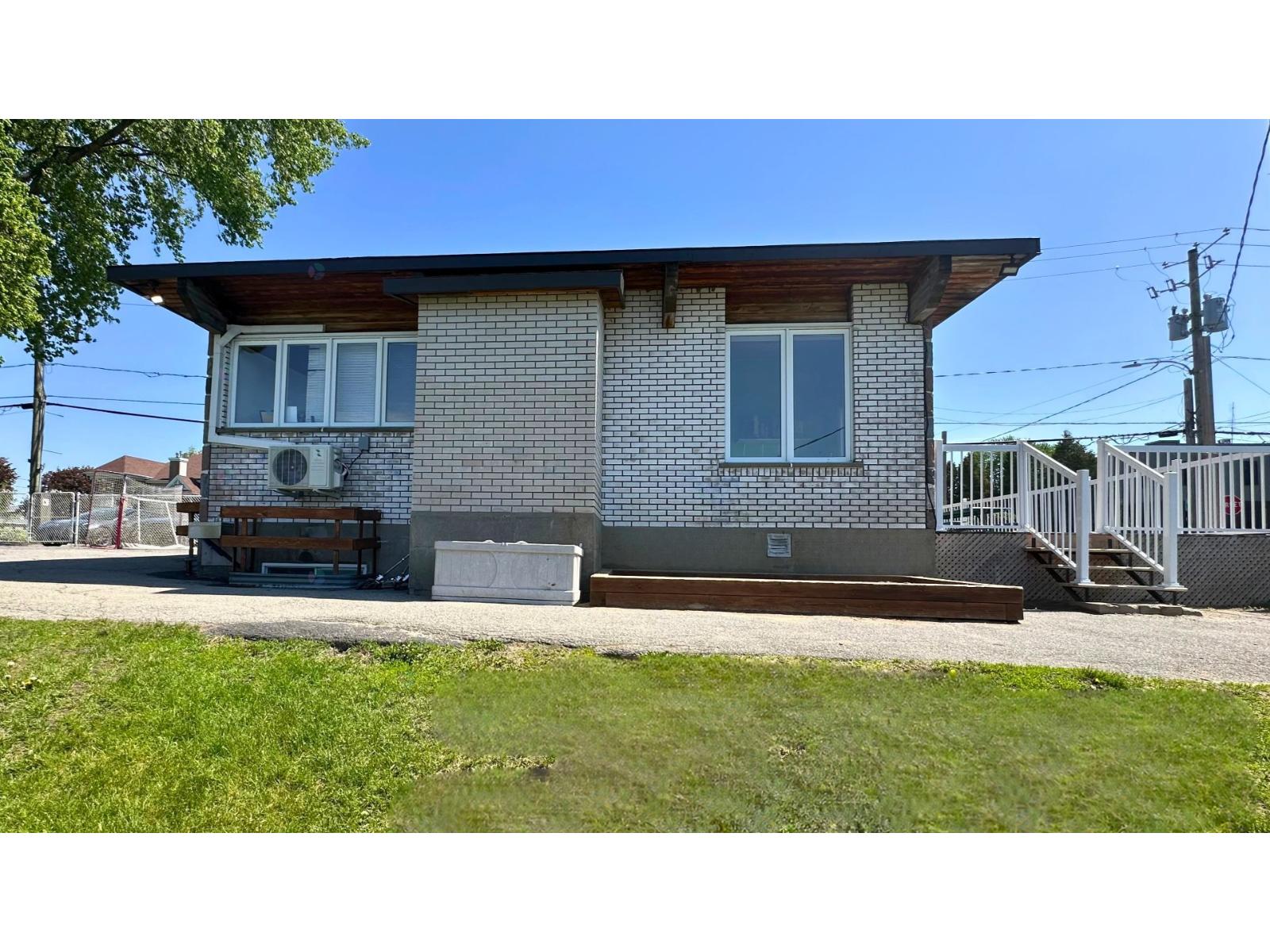 1075 Ch. Du Fleuve Property Photo 10