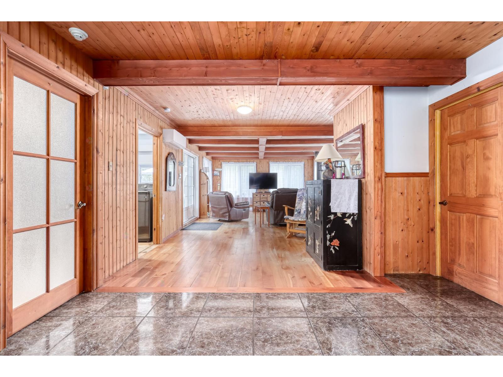 3281 9e Avenue Property Photo 17