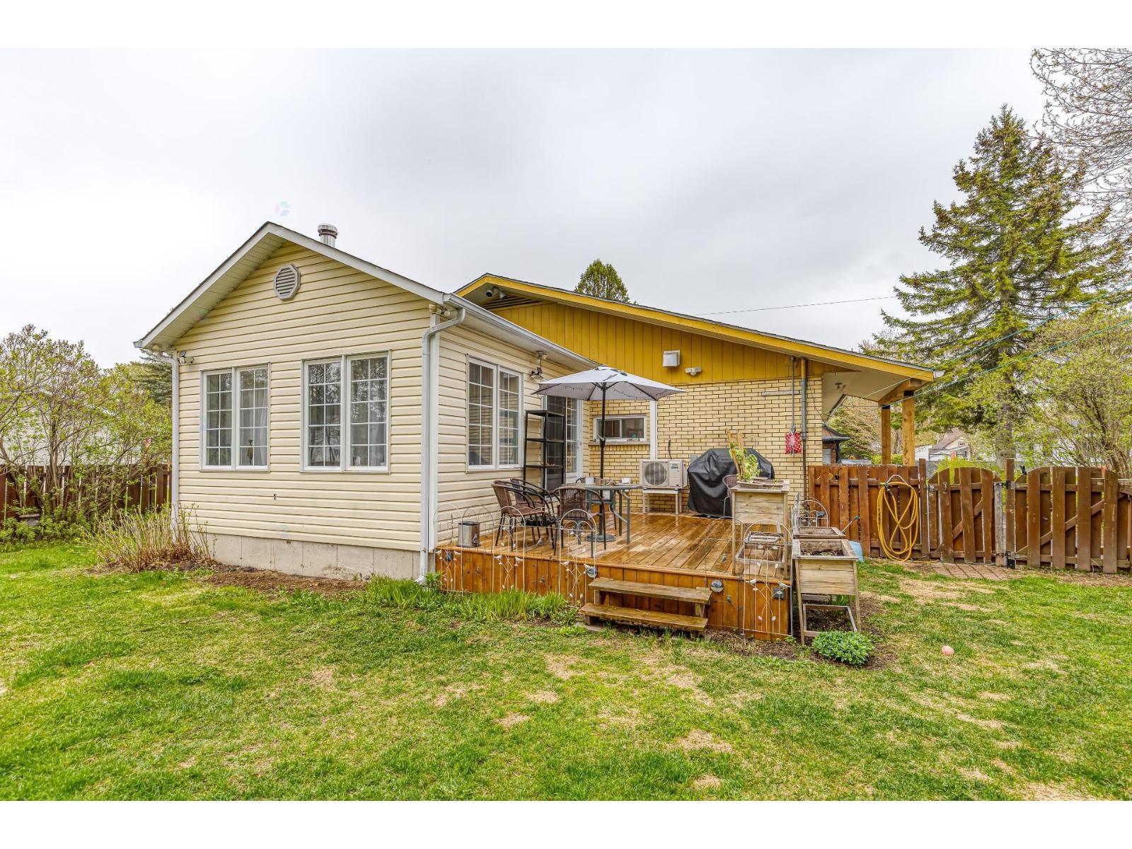 3281 9e Avenue Property Photo 44