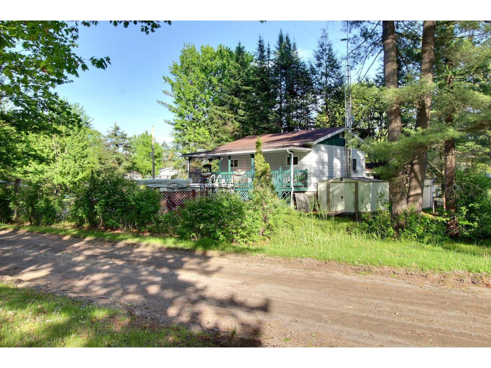 150 4e Avenue Property Photo 40