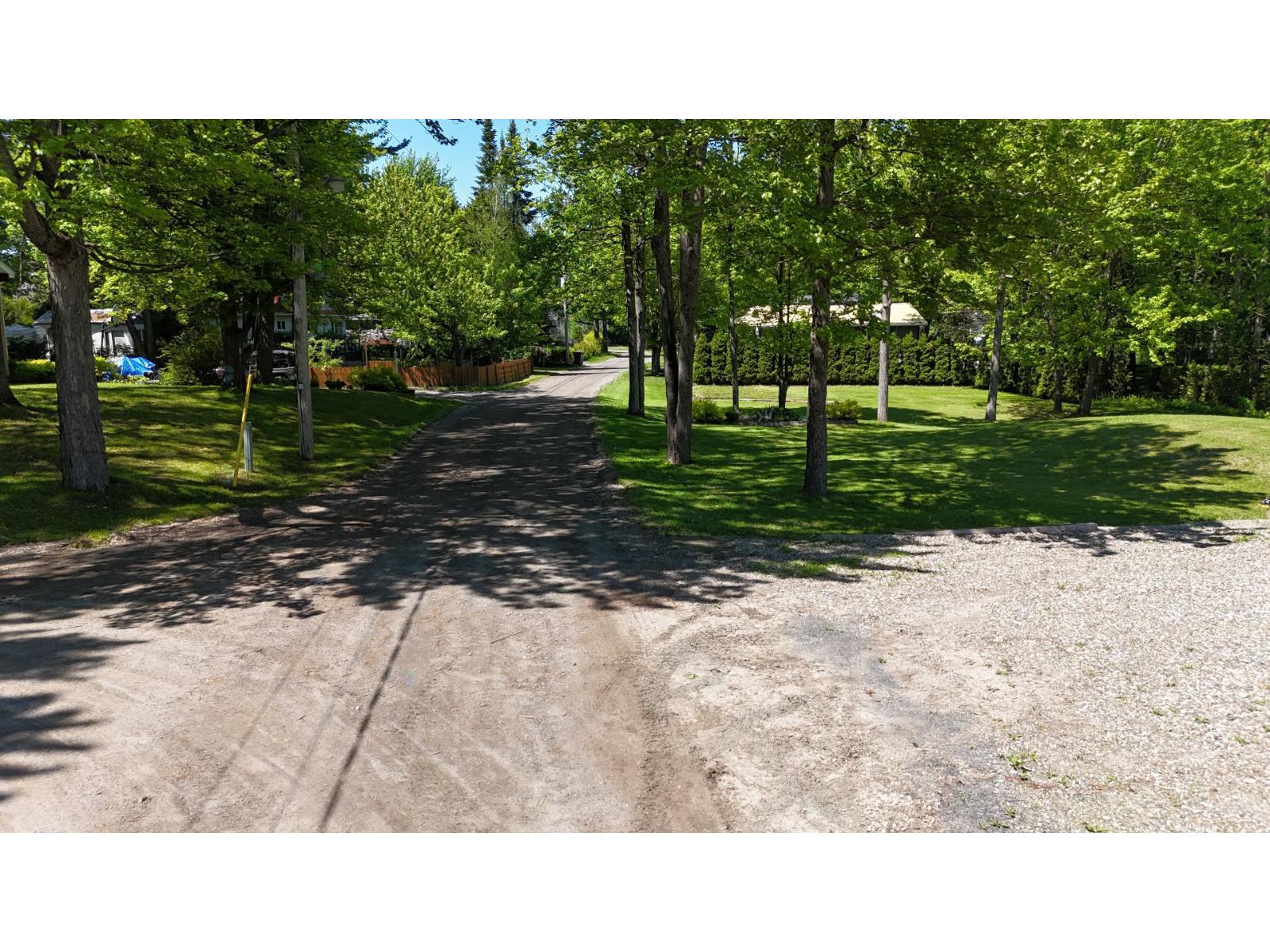150 4e Avenue Property Photo 44