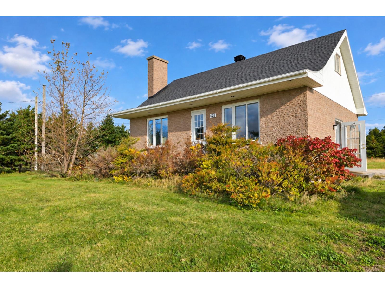 32 Ch. Le Pré Property Photo 1