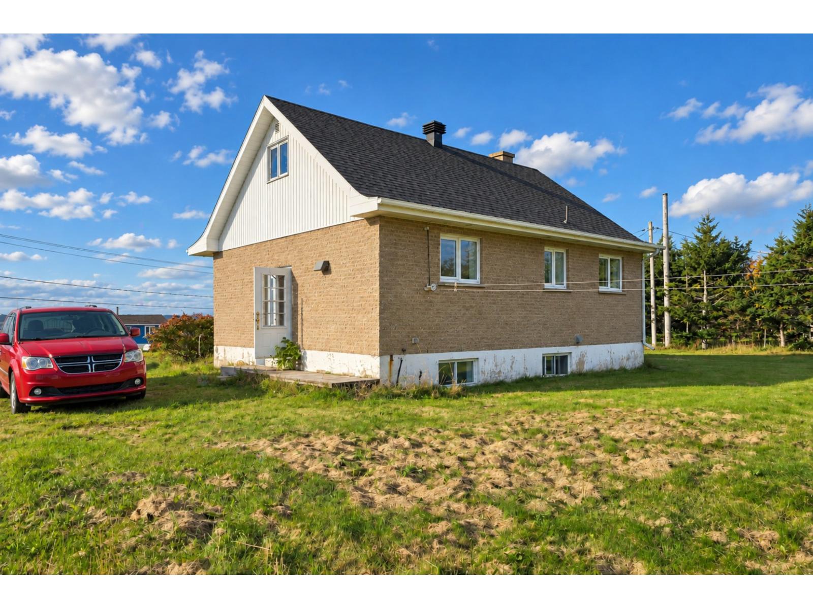 32 Ch. Le Pré Property Photo 3
