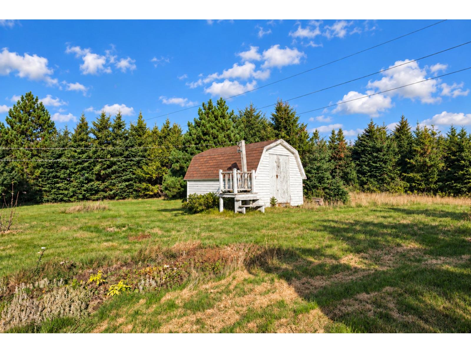 32 Ch. Le Pré Property Photo 4