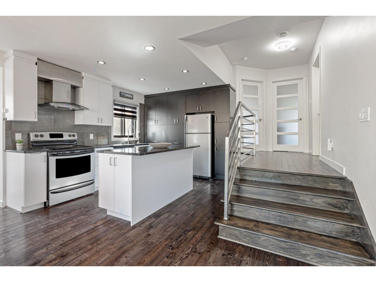 542 Av. Stravinski Property Photo 11