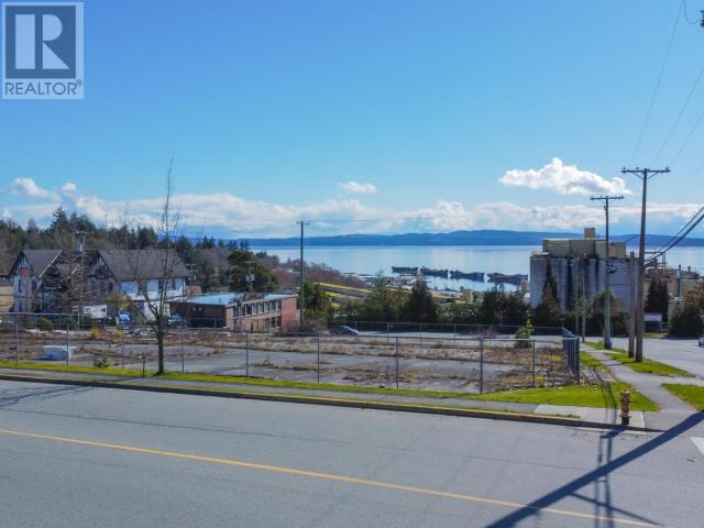 8 Marine Dr Property Photo 3