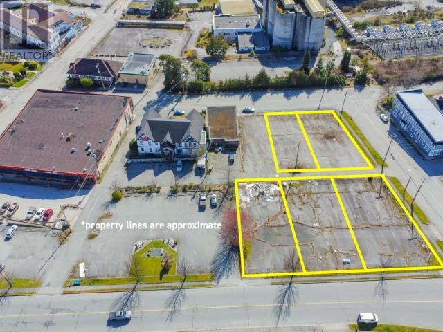 8 Marine Dr Property Photo 5