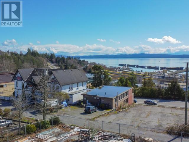 8 Marine Dr Property Photo 7